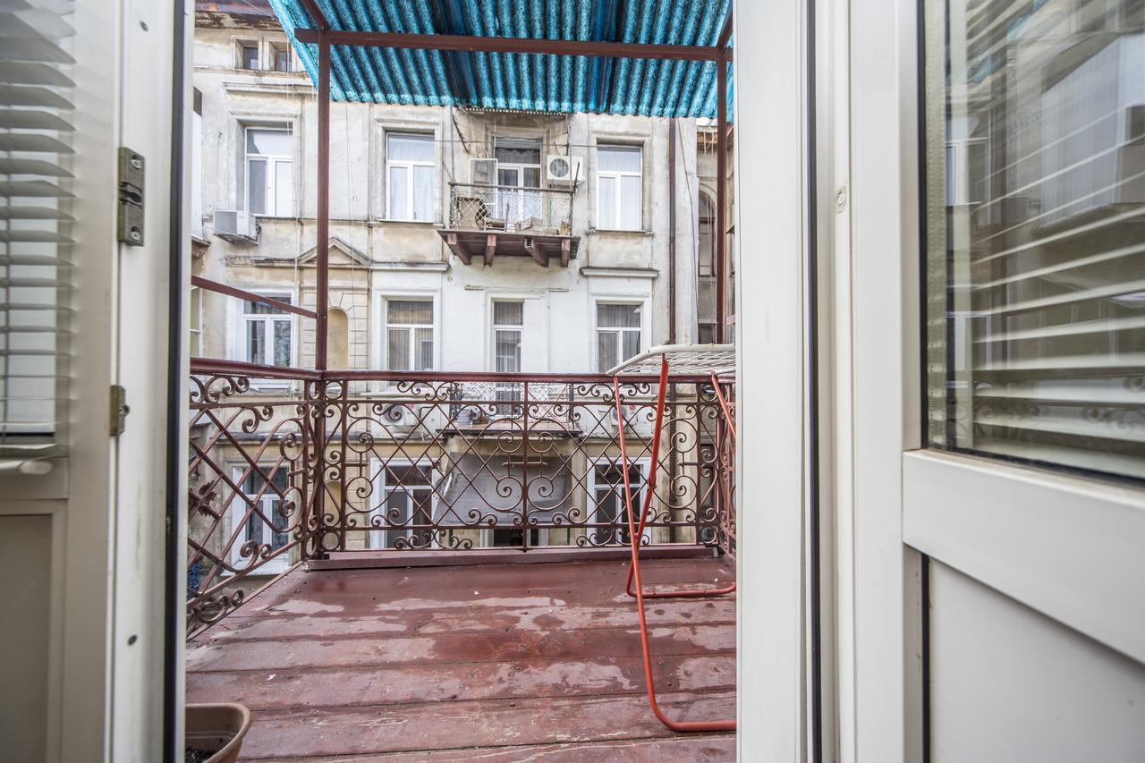 GoodRest on Ekaterininskaya Daire Odessa Dış mekan fotoğraf