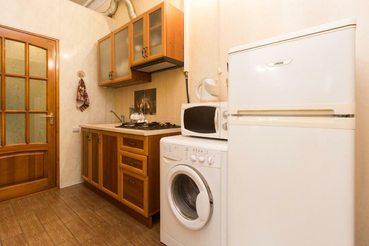 GoodRest on Ekaterininskaya Daire Odessa Dış mekan fotoğraf