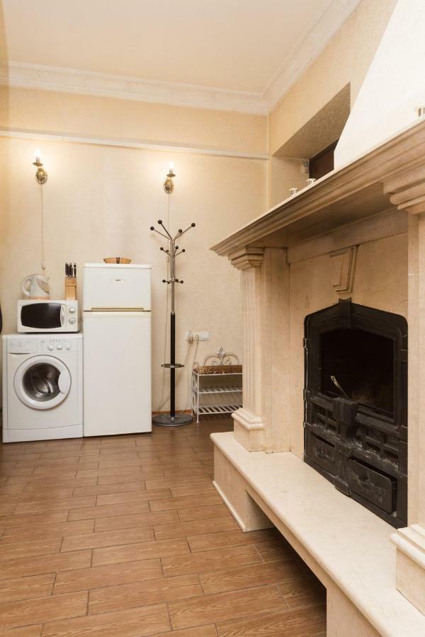 GoodRest on Ekaterininskaya Daire Odessa Dış mekan fotoğraf